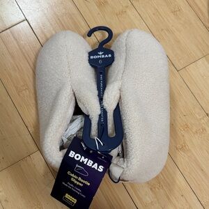 Bombas Soft Cream Bootie Slippers